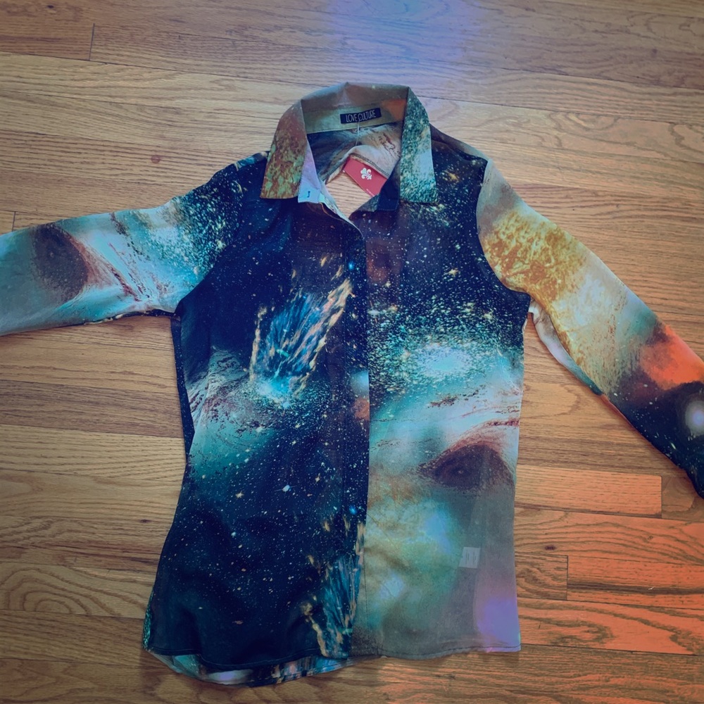 Brand new galaxy button up medium
